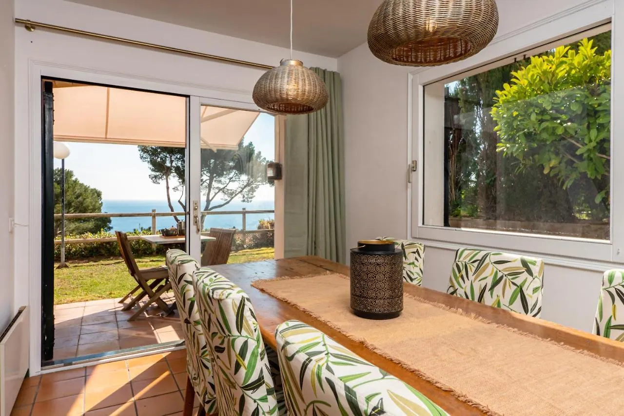 L-5 Calella De Palafrugell 8 Pax Villa