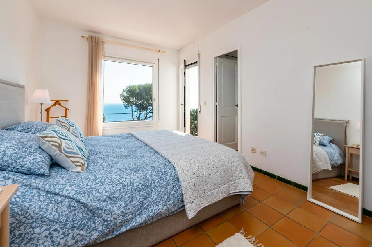 L-5 Calella De Palafrugell 8 Pax Villa